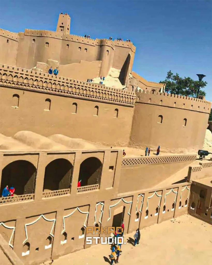 جزئیات دقیق برج‌ها، دیوارها و معماری تاریخی ماکت ارگ بم - ماکت‌سازی آرکاد